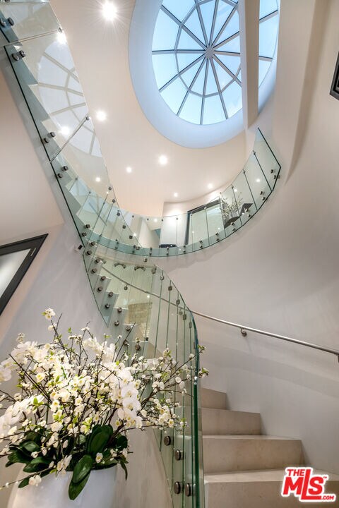 Foto del edificio - 4533 Estrondo Dr