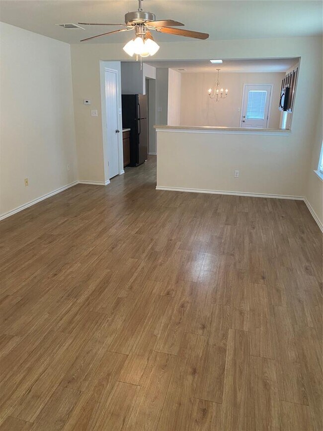 Building Photo - 177 Pebble Creek Ln