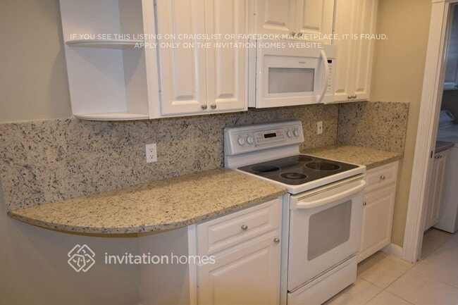 Building Photo - 400 Capistrano Dr