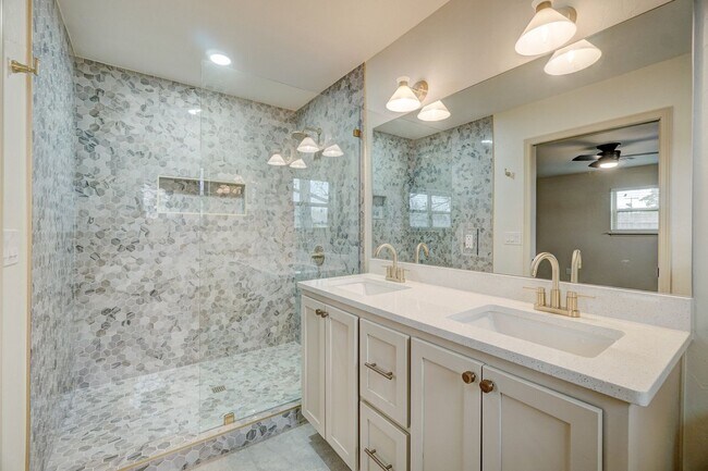 Building Photo - A beautifully renovated 4 bedroom home in The Village!