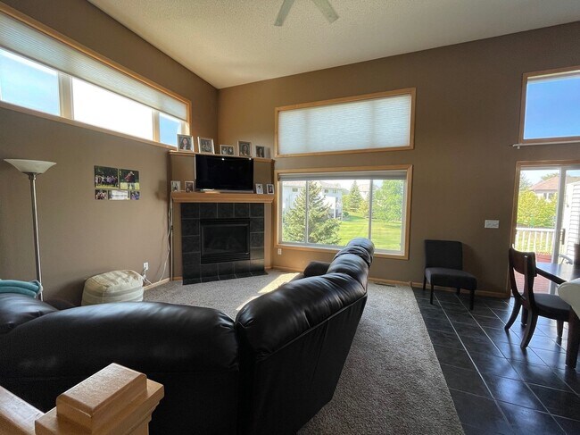 Foto del edificio - 20579 Hampshire Way
