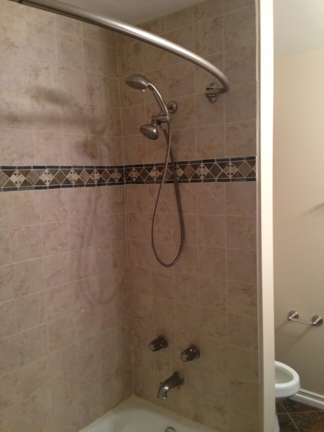 Building Photo - 17952 Ranch Dr