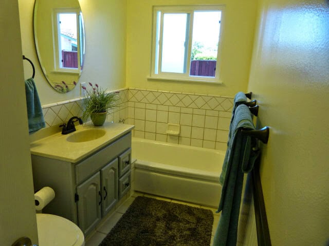 Foto del edificio - Beautiful 3bd Single Story House With In-unit Laundry