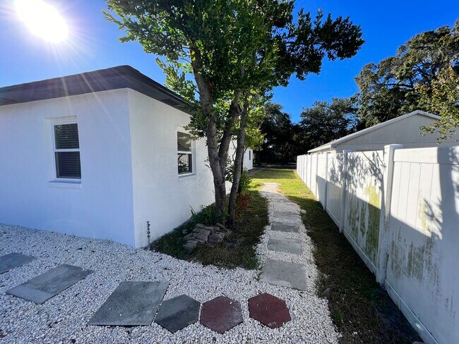 Foto del edificio - 4131 1st Ave N