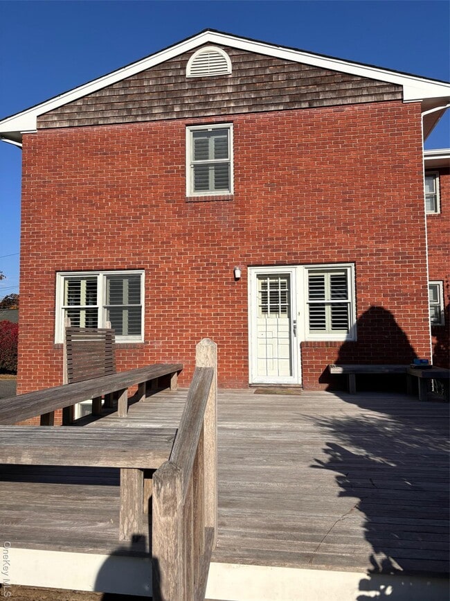 Foto del edificio - 8 Livingston Ave