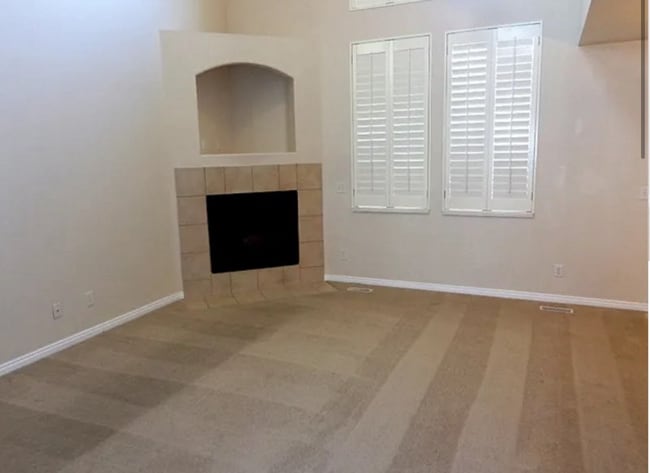 Building Photo - 8672 Dove Meadows Ln