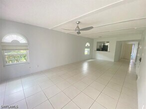 Building Photo - 705 Augusta Blvd