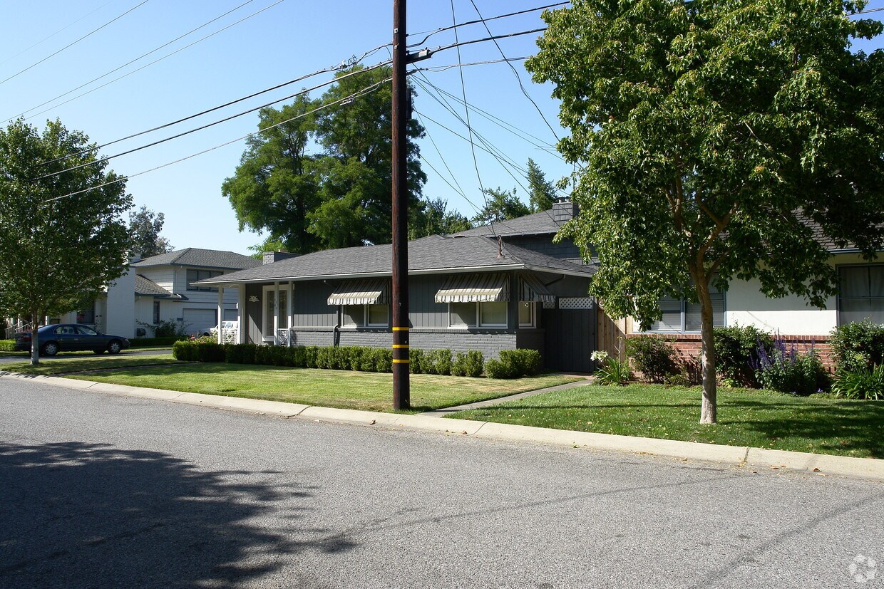 Building Photo - 1145 Marcussen Dr