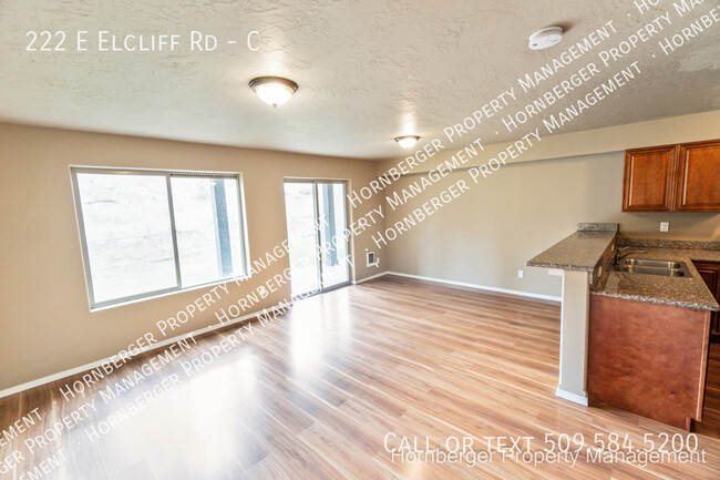 Building Photo - 222 E Elcliff Rd