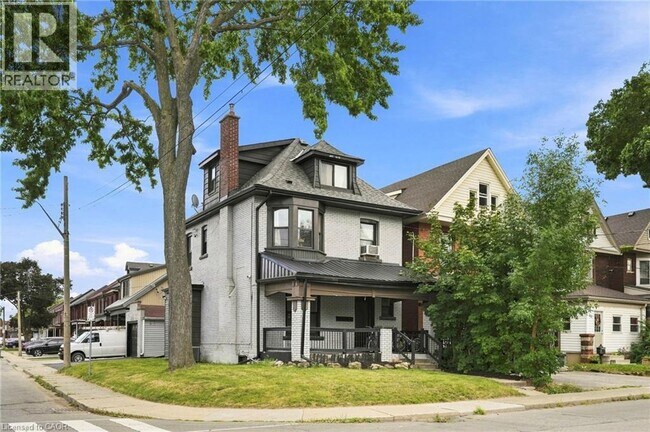 Building Photo - 106 Barnesdale Ave N