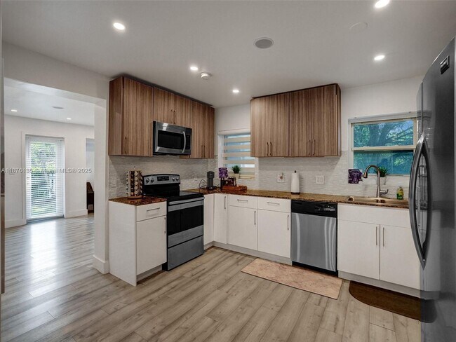 Foto del edificio - 3291 SW 44th St