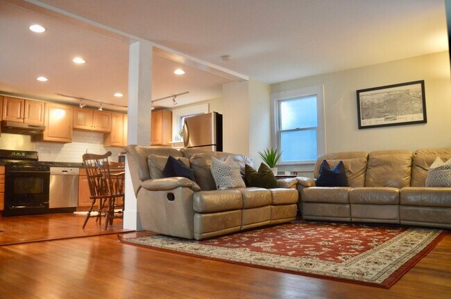 Foto del edificio - 56 Ash St