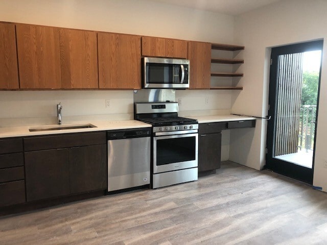 Kitchen - ONE Lakeview