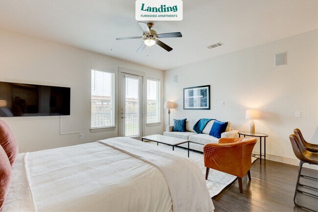 Building Photo - 110 W CityLine Dr
