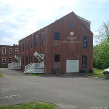 35 Mill St