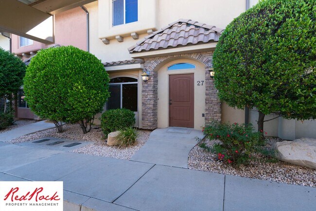 Foto del edificio - Dog Friendly, Beautiful Southgate Townhome!