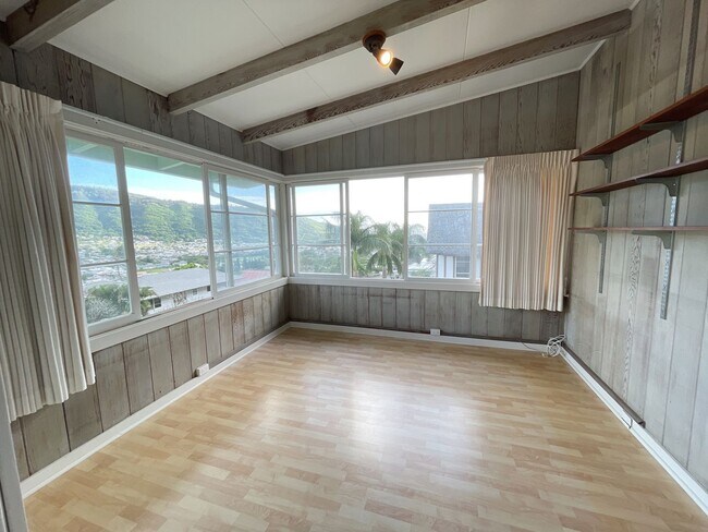 Foto del edificio - N116ach (REOM)