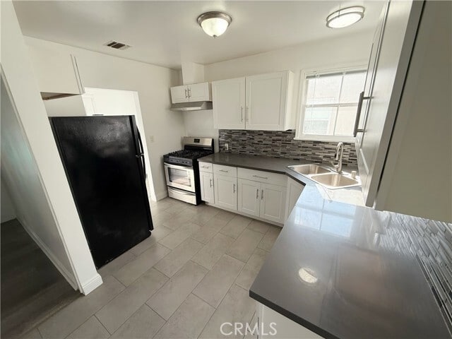 Foto del edificio - 17526 Lemay St