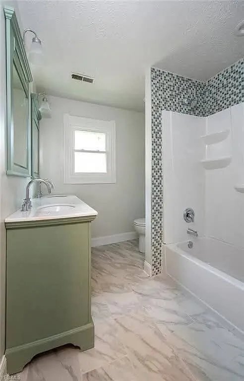 Foto del edificio - 3204 Archwood Ave