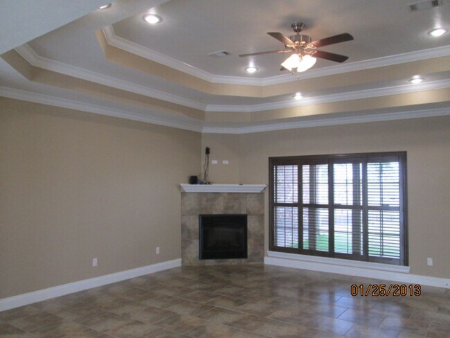 Building Photo - 221 Smithbrook Rd