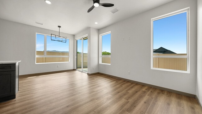 Photo - 353 Toms Cyn Dr Townhome