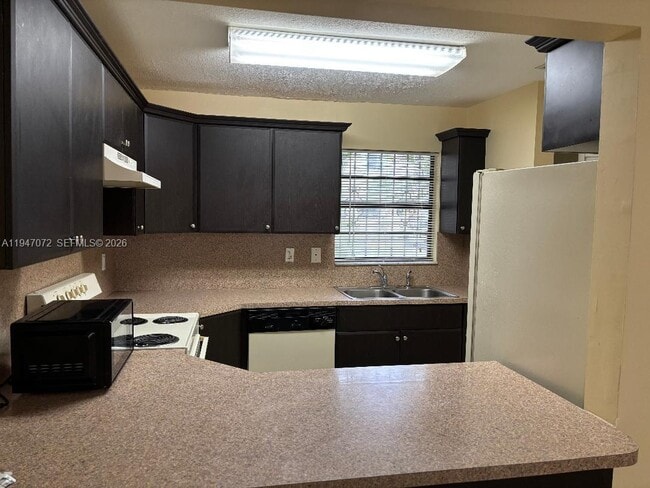 Foto del edificio - 3610 SW 112th Ave