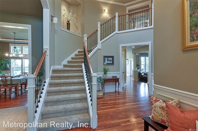 Building Photo - 4 br, 3.5 bath House - 2408 159th Ave NE