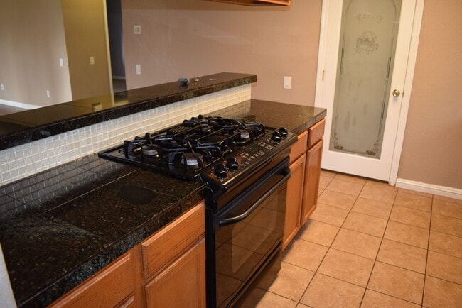 Building Photo - 1322 Len Way