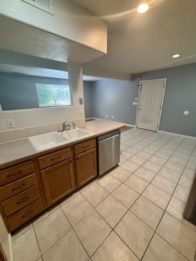 Building Photo - 215 S 1050 W