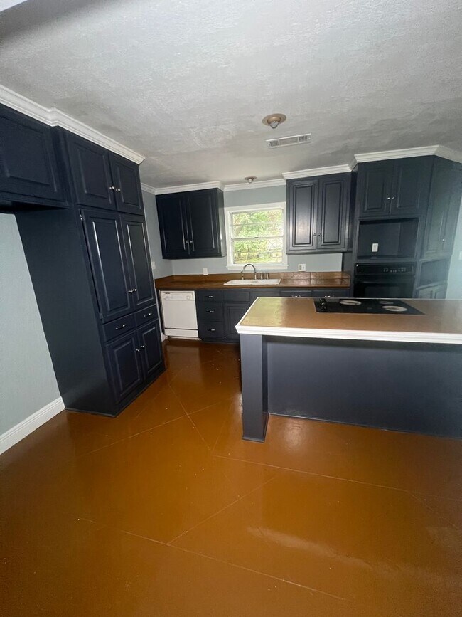 Foto del edificio - Beautiful 4/3 Home in North East Jackson