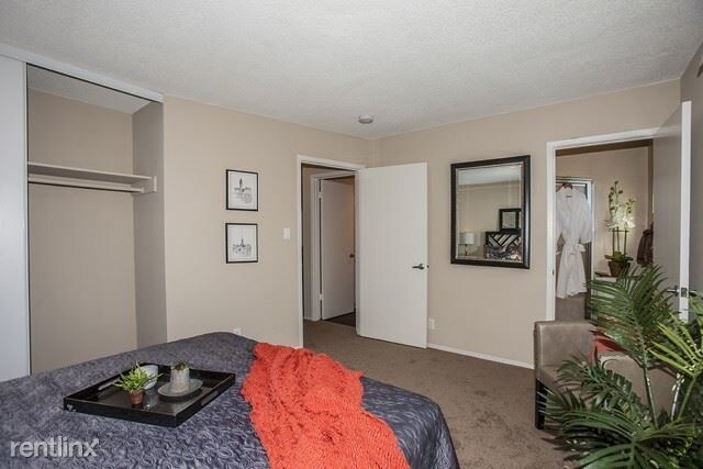 Foto del edificio - 3800 Vineyard Ave