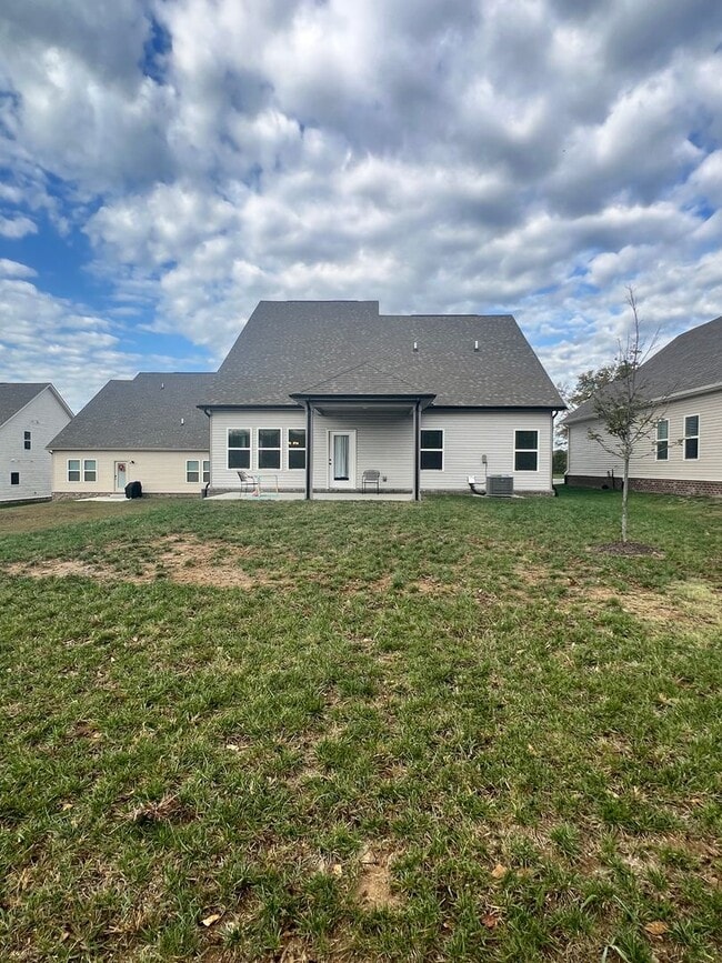 Photo - 312 Traywick Pl House