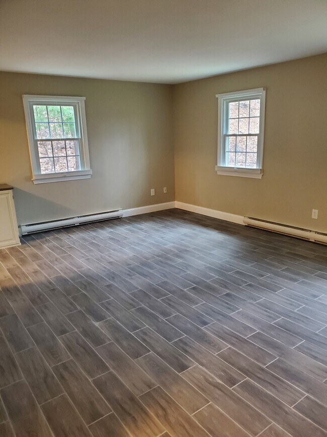 Living Area - 239 Old Farms Rd