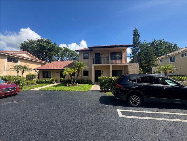 Foto del edificio - 11604 NW 45th St