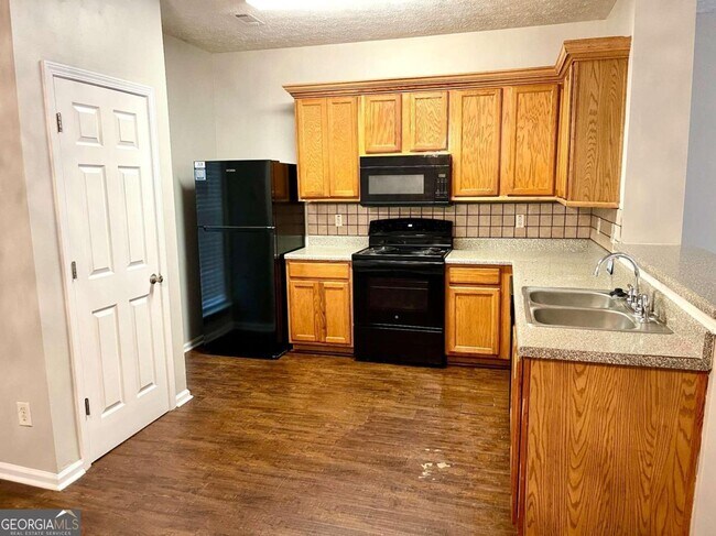 Building Photo - 4121 Stone Trace Dr