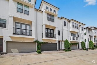 Building Photo - 8904 Lakeshore Bend Dr