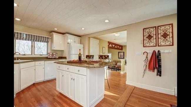 Bright, Open Kitchen - 112 Salem St