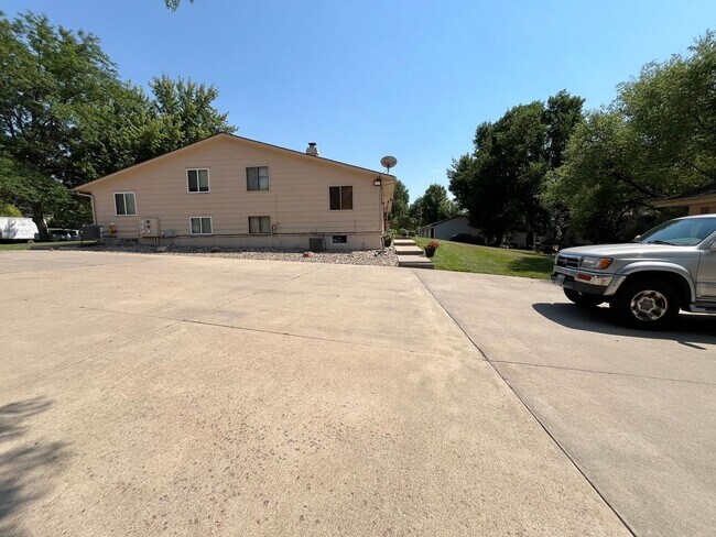 Foto del edificio - 2 Bed/2 Bath Townhome For Rent in South Sioux Falls!!