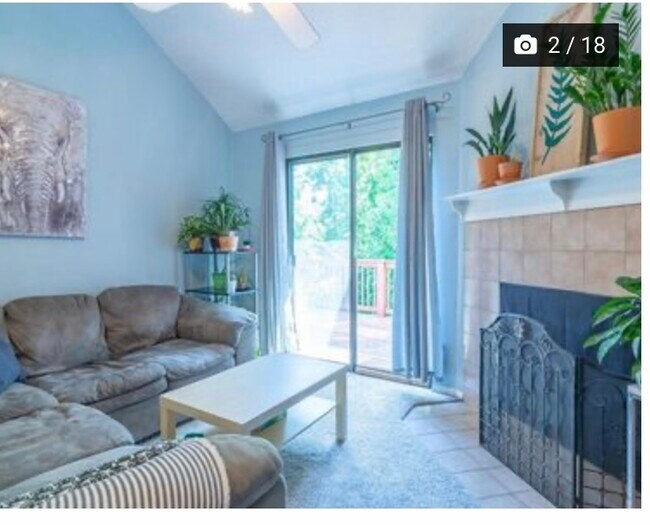 Foto del edificio - 32 Millcreek Pkwy