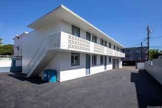 Building Photo - 94-200-322 Pupuole St