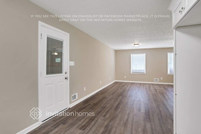 Building Photo - 215 Winston Dr