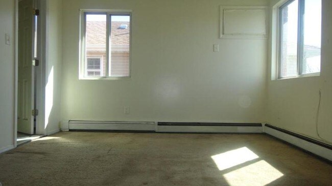 Building Photo - 4-64 Beach 68th St