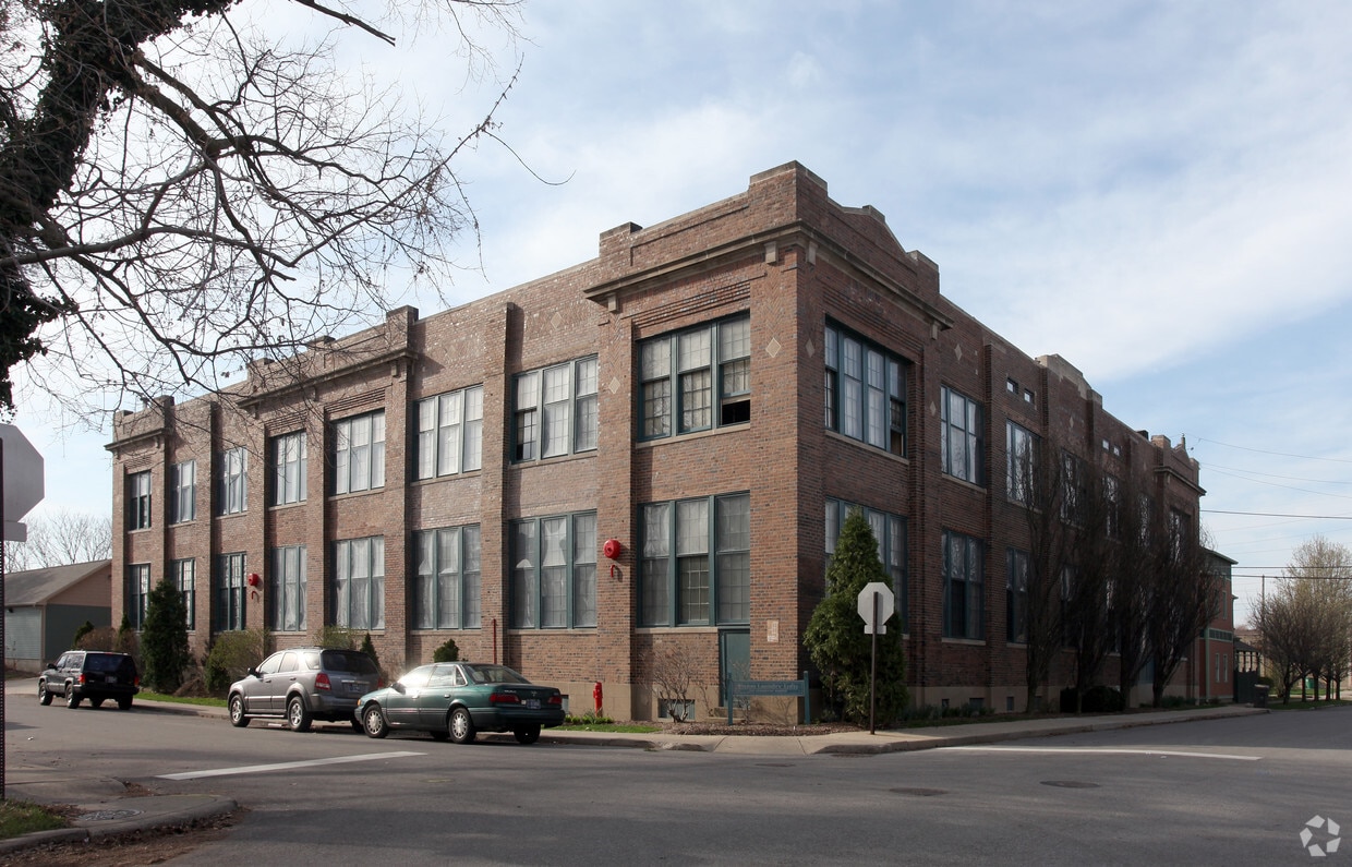 Primary Photo - Union Laundry Lofts