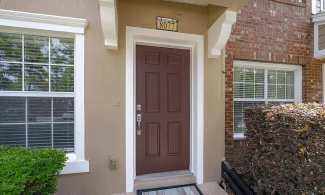 Building Photo - 8077 Summerside Cir