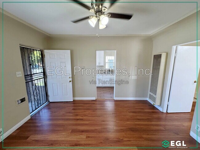 Foto del edificio - 648 W 91st St