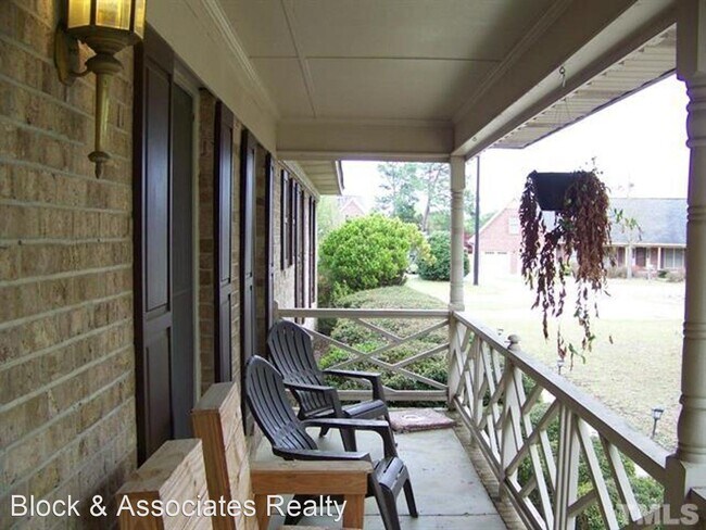Foto del edificio - 3 br, 2 bath House - 1608 Piney Creek Pl