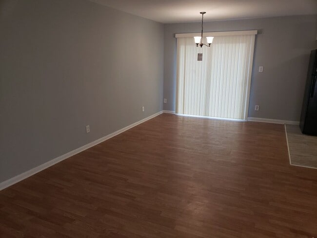 Building Photo - 2007 Winmar Ln