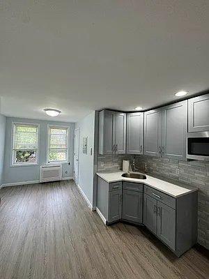 Primary Photo - 1 bedroom in RIDGEWOOD NY 11385