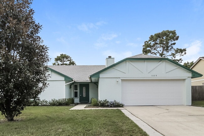 Building Photo - 1029 Beckstrom Dr