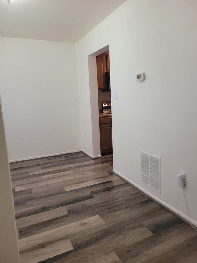 Foto del edificio - 1821 Graybird Ct
